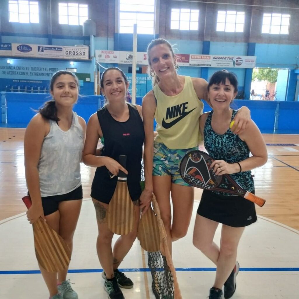 Tenis Criollo del Club Atlético Libertad