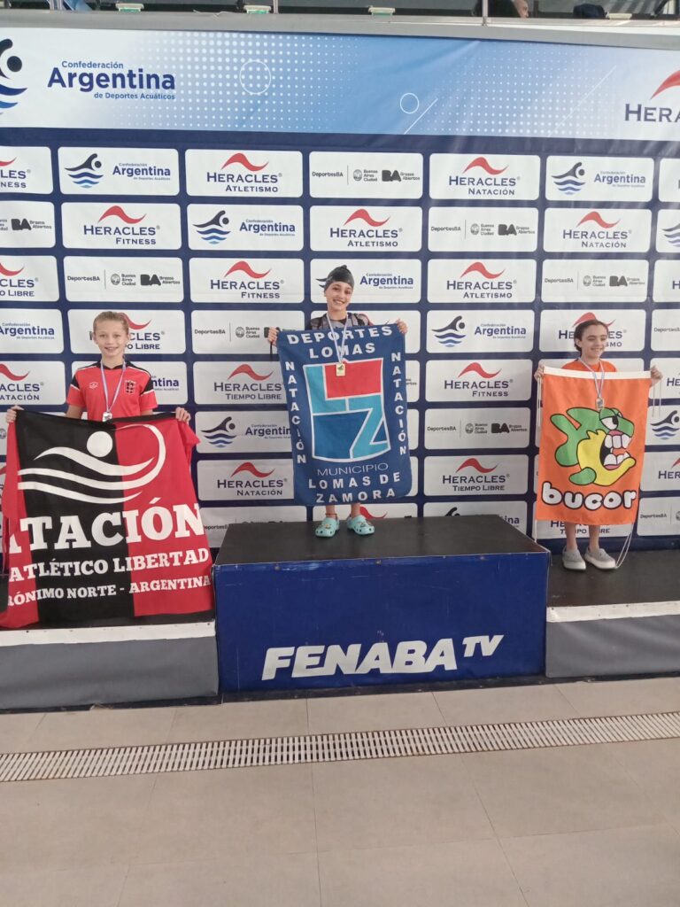 Nadadores del Club Atlético Libertad